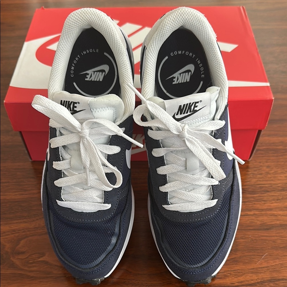 Nike Waffle Men Sneakers - Navy and White